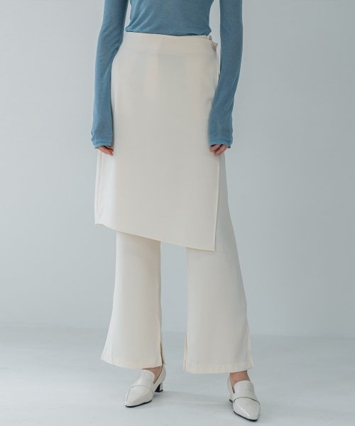 Wrap skirt Layerd Semi-bootcut Легинсы с разрезом Span Slacks Кремовый