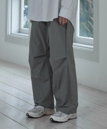 AUTHENTIC KNEE TUCK WIDE PANTS (SAGE GREEN)