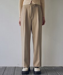 HIGHWAIST PINTUCK BERMUDA SLACKS_BEIGE