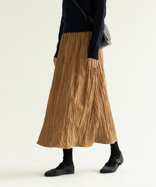 MUSINSA UNLIKELOOK Perry suede pleated long skirt brown brown