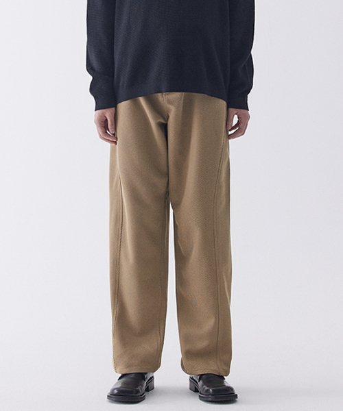 Curved Twill Wide Pants - Beige