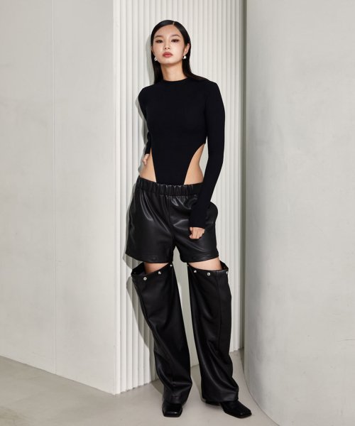 MULTIPLE WAY SNAP BUTTON PANTS_T226BT701