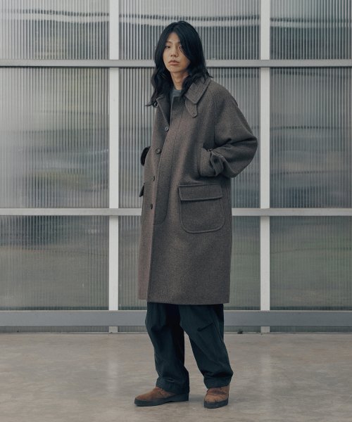 어나더 오피스(ANOTHER OFFICE) Voyager Balmacaan Coat (Mink