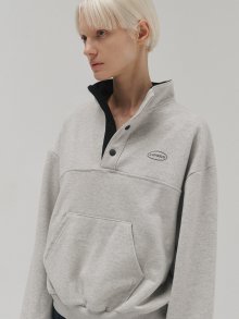 Button logo sweatshirt (gray)