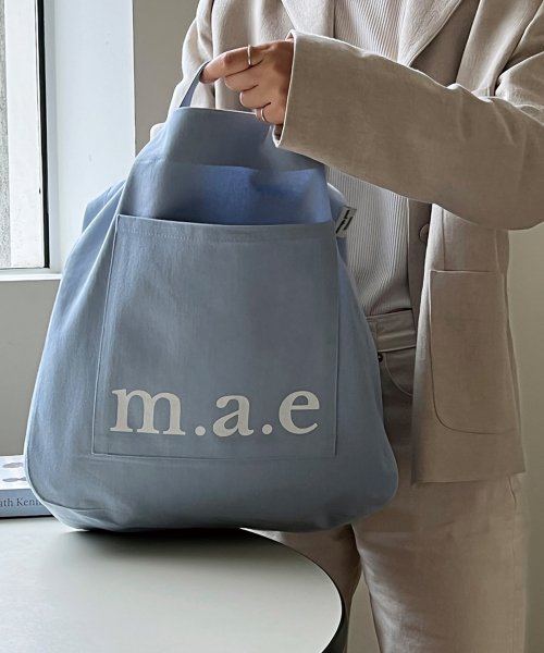 무쿠앤에보니(MUCU AND EBONY) M.A.E logo bag _ sky blue