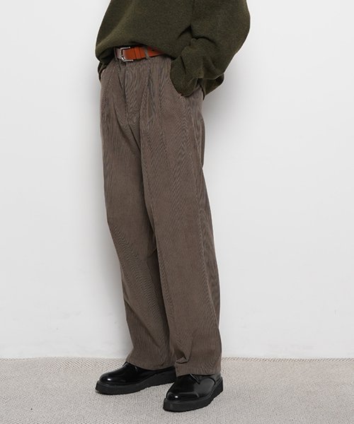 MUSINSA | ABON Men's Day Classic Two Pintuck Wide Corduroy Pants Khaki