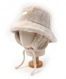 Ivory Fur Earflap Bucket Hat 귀달이모자