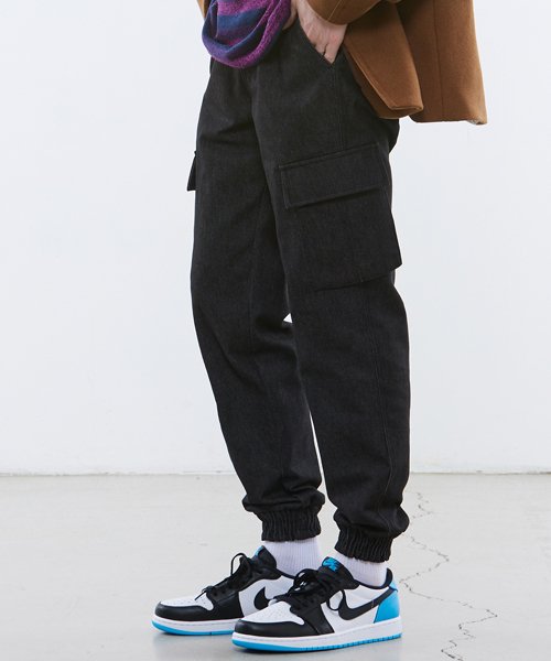 Black cargo store jogger pants