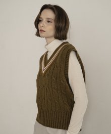 KN4213 Wool college cable vest_Cinnamon brown