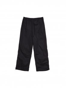 STRING SHIRRING PANTS IN BLACK