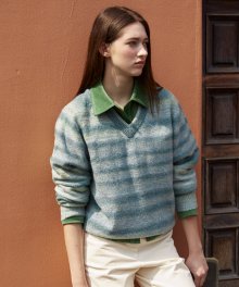 Whole Garment Knit in Green VK2WP383-32