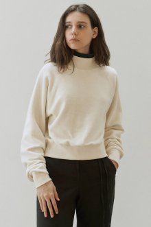 Soft crop sweatshirt (ivory)