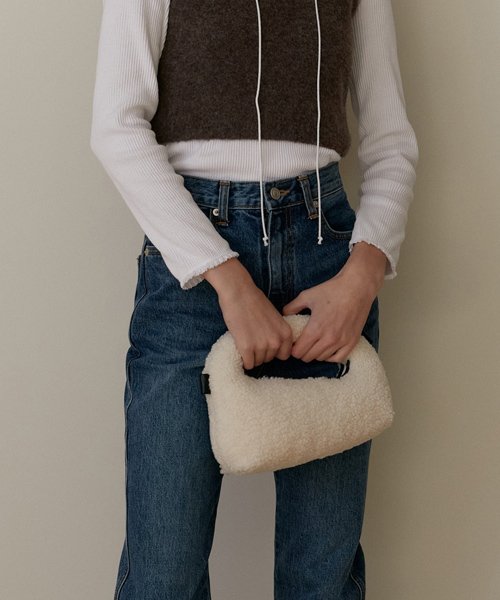 ★DeMAKER★ Bagel bag(shearling)ivory ☆韓国人気☆DeMAKER☆Bagel bag (shearling) (DeMAKER