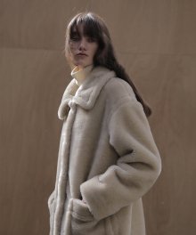 Chester Wool Fur Coat_Cream Ivory