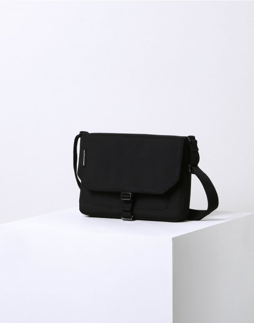 Сумка кроссбоди унисекс YOUTH Black Cordura Buckle Medium
