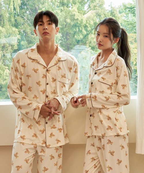 MUSINSA DOSSY Softkin Teddy couple pajamas top and bottom set