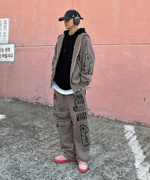 PICTORIAL SWEATPANTS ASH(CV2DSUPA02A)