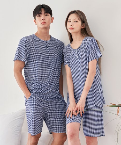 Dossy couple pajama online set