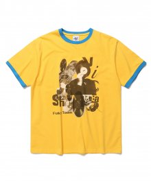 RINGER COLLAGE SS TEE YELLOW(CV2DMUT506A)