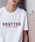 셔터(SHUTTER) TRIGGER LOGO 반팔 티셔츠 (SRTS202) 화이트