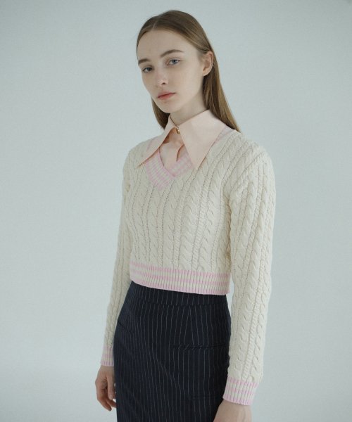 с V-образным вырезом CABLE KNIT / LIGHT бежевый