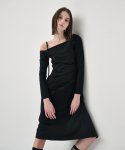 에트몽(ETMON) One Off Shoulder Shirring dress, Black