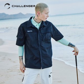 챌린저(CHALLENGER) 스트레치우븐 셔츠형 로고배색 남성 반팔 골프바람막이 블랙 상품 이미지