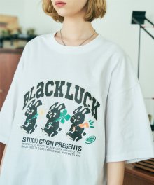 [20수] BLACK LUCK 반팔티 화이트