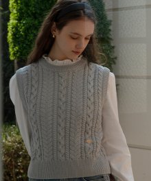 Round neck cable knit vest_Gray