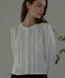 Pearl button point pintuck blouse_White