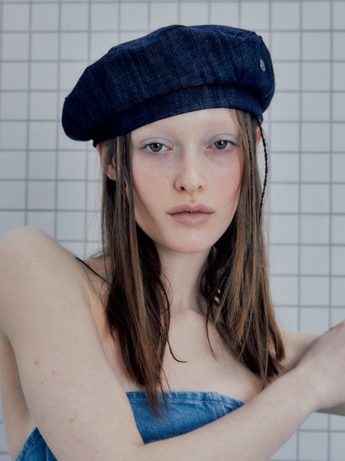 DENIM BERET IN RAW INDIGO