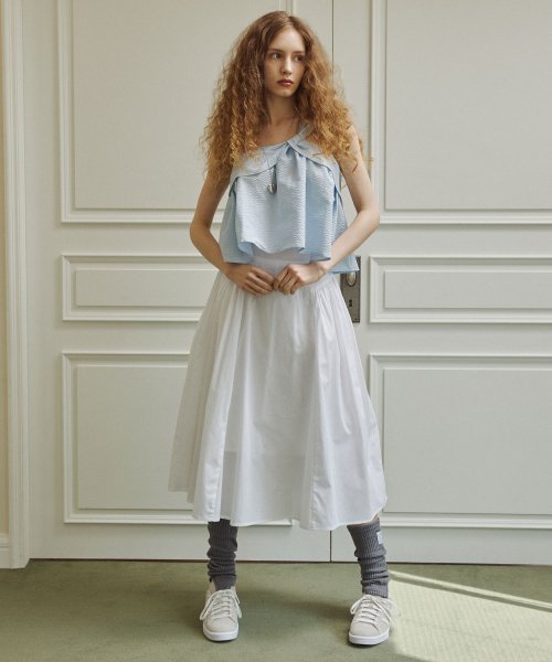 Iris blouse (sky blue)