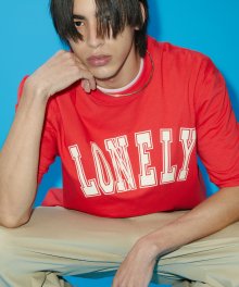 LONELY/LOVELY SHORT SLEEVE T SHIRT RED CREAM
