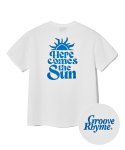 그루브라임(GROOVE RHYME) (W) HERE COMES THE SUN T-SHIRTS (WHITE) [LRRMCTA338M]