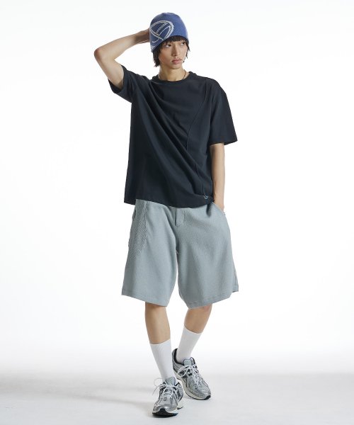 아이돈워너셀(idontwannasell) RHOMBUS BERMUDA SHORTS GRAY