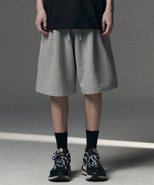 Bermuda One Tuck Sweat Shorts - Grey