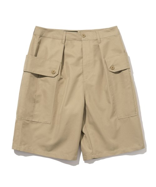 Big and cheap short pants