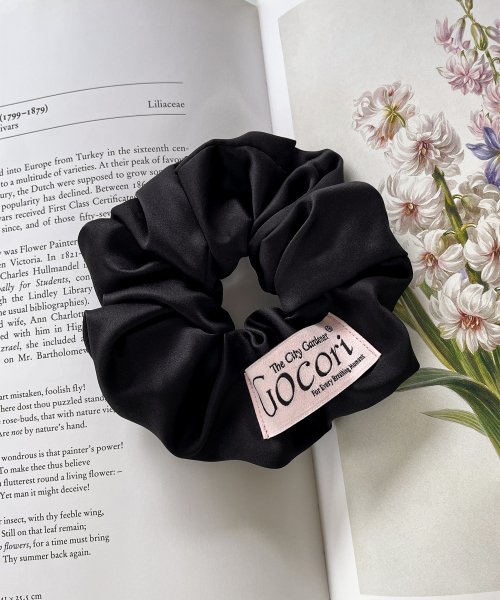 GOCORI - PINK LABEL SATIN SCRUNCHIE