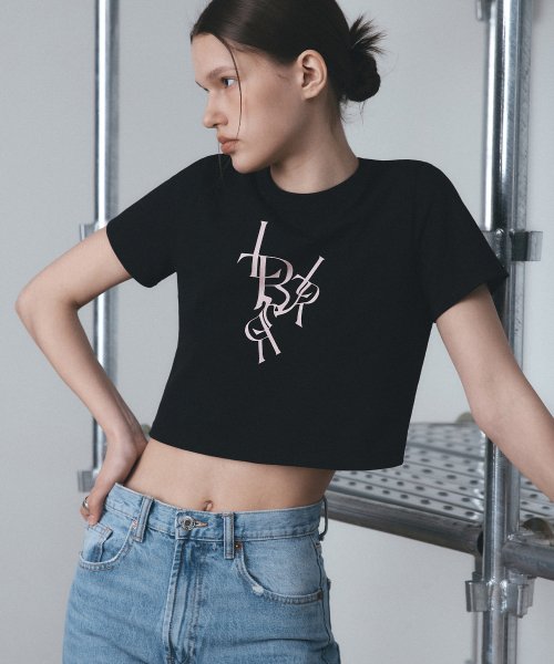 Crop tshirt on sale