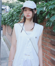 Boucle Knit Vest [IVORY]