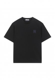 LJS41149 블랙 세미오버핏 백조 프린트 티셔츠