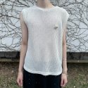 블릭베이크(BLEAKBAKE) Asymmetric knit vest & Brooch (Melange White)