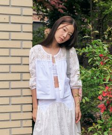 EYELET POCKET BLOUSE (WHITE)