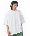 플레이언(PLAYIAN) 태그 포인트 오버핏 티셔츠 - WHITE