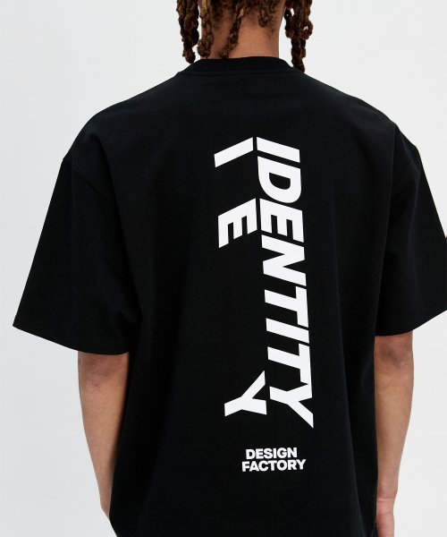 이에이(IEY) 3D T-SHIRT Black/WhIte - 55,100 | 무신사 스토어