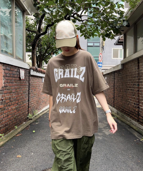【GRAILZ】MULTI LOGO T-SHIRTS [KHAKI] 2ac6eaa0a4769b12a61e3ecbcd04fe