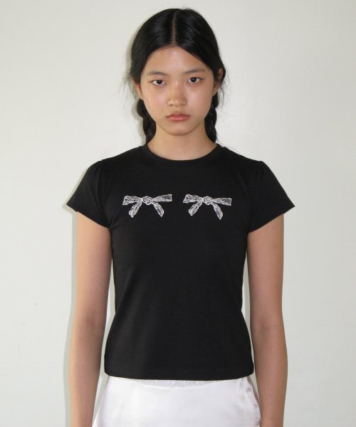 MUSINSA | SINOON RIBBON T-SHIRTS (BLACK)