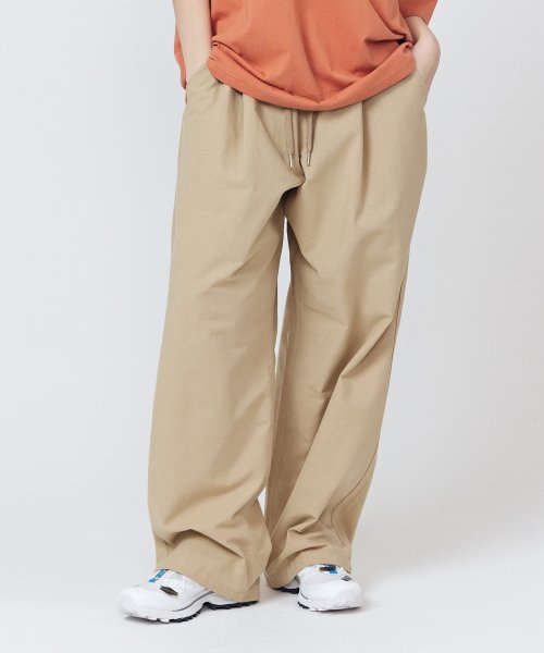 Широкие брюки со складками из хлопка и льна (Beige)