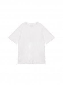 SIDE LOGO TAPING BOXY TOP IN WHITE