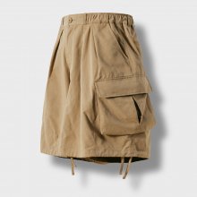 Oblique Cargo Half Pants - Beige